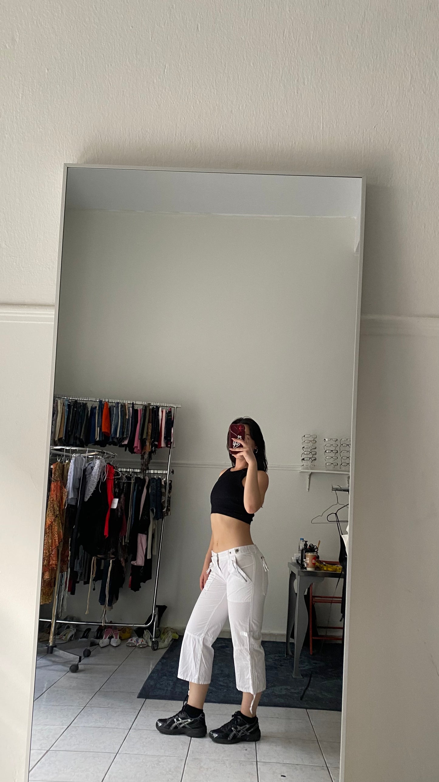 White Capri pants