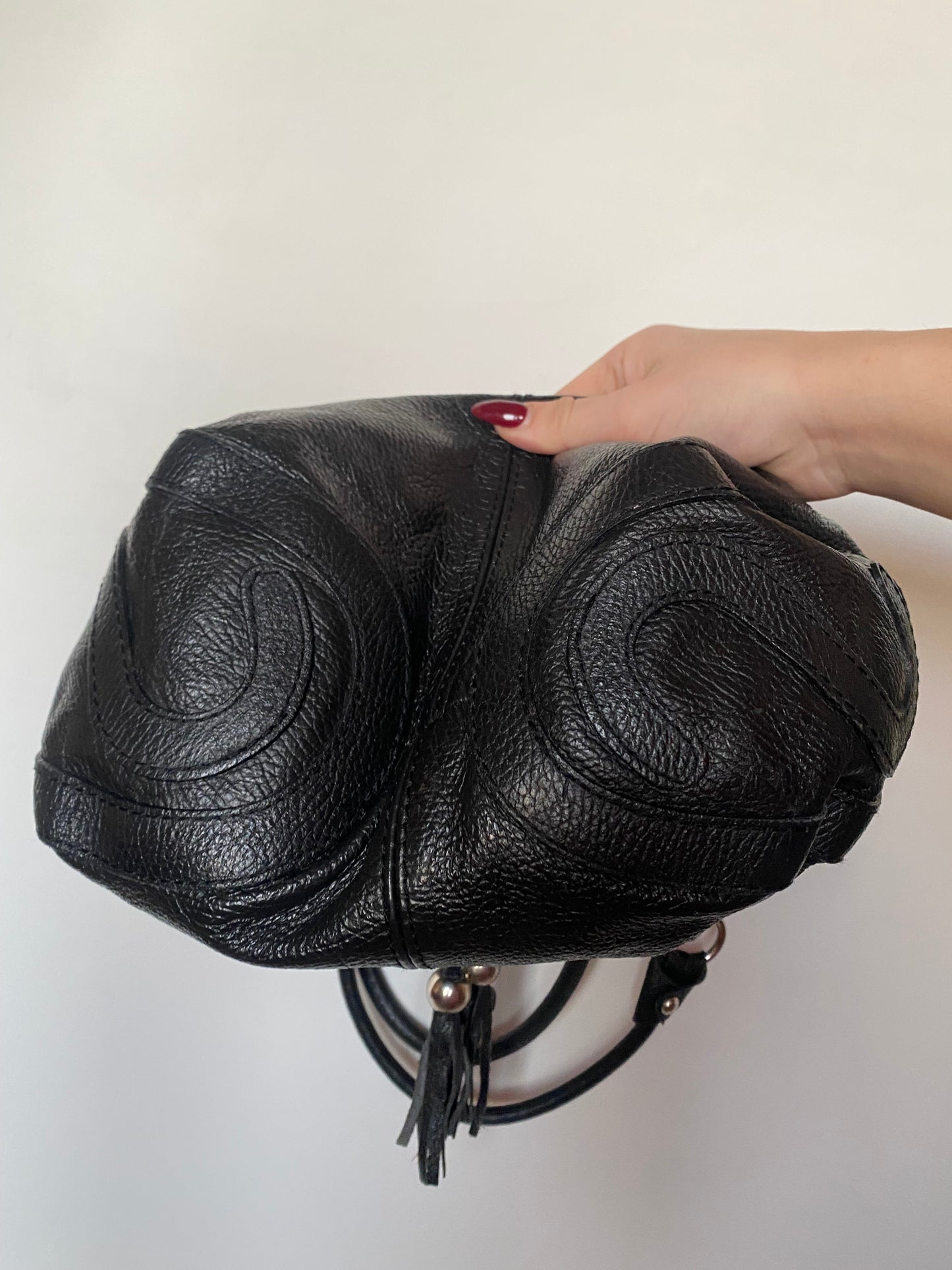 Vintage Black leather shoulder bag