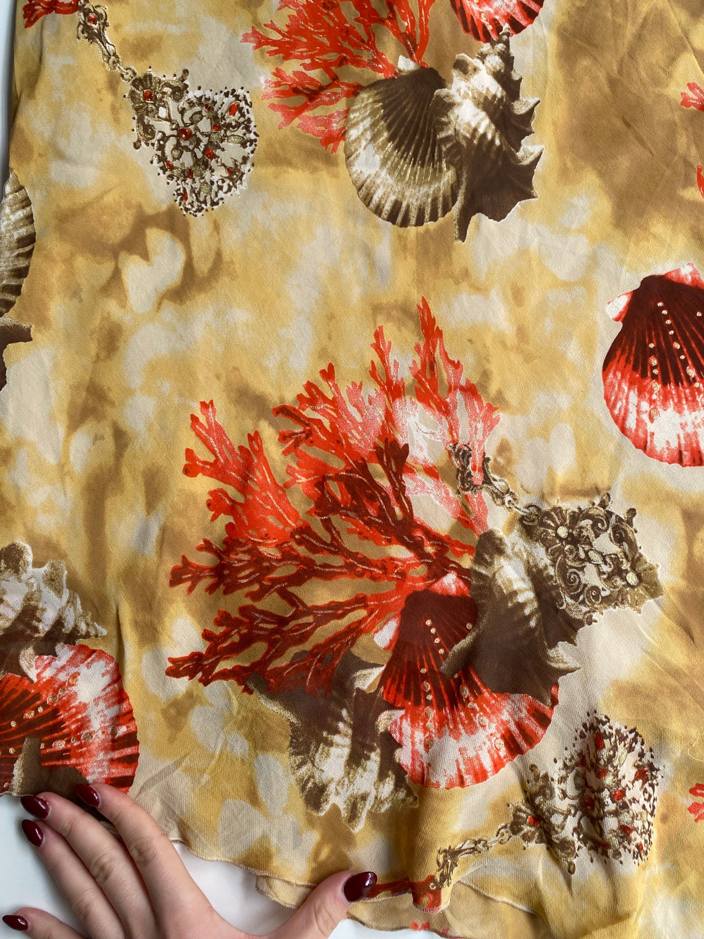 Asymmetrical shell skirt