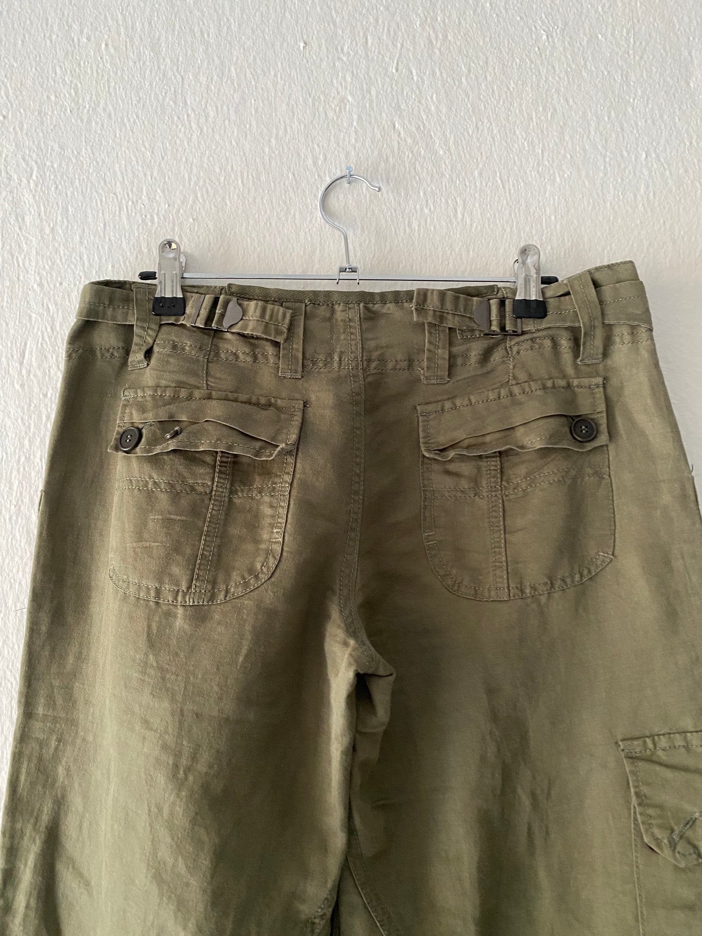 Attrattivo khaki cargo pants