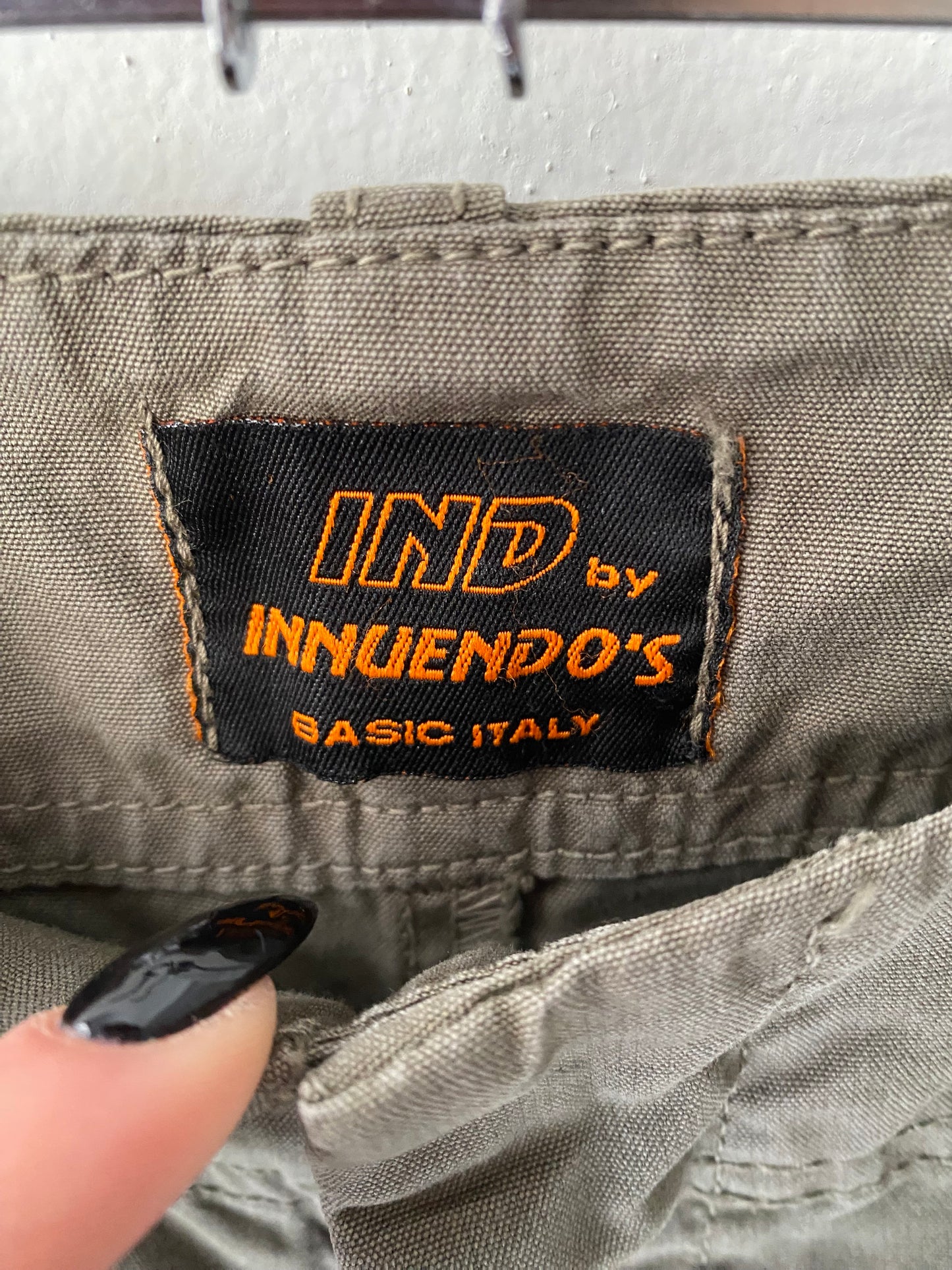 Innuendo’s khaki cotton cargo pants