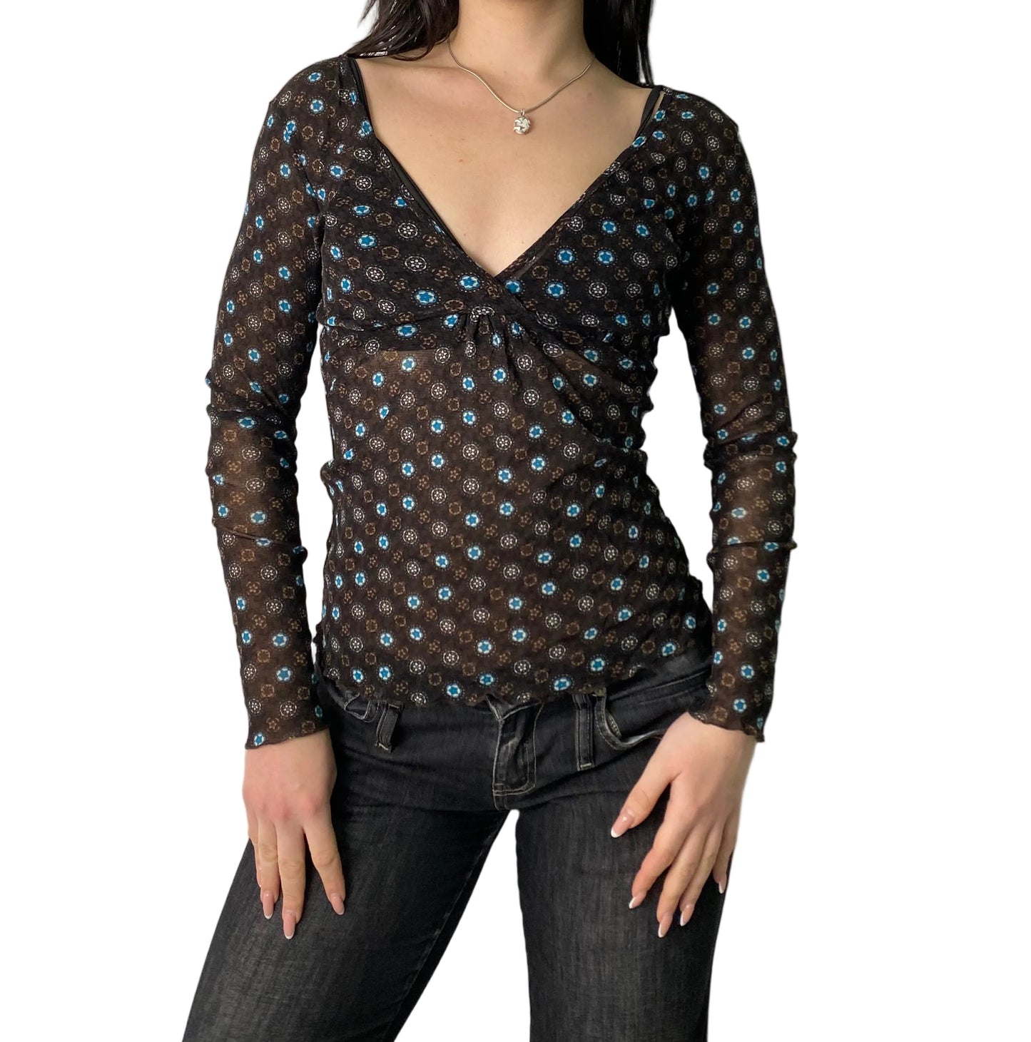 Street One V neck sheer top