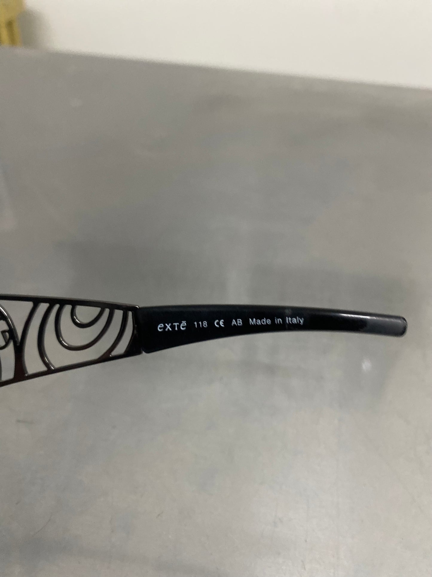 Extē EX58401 Vintage Sunglasses