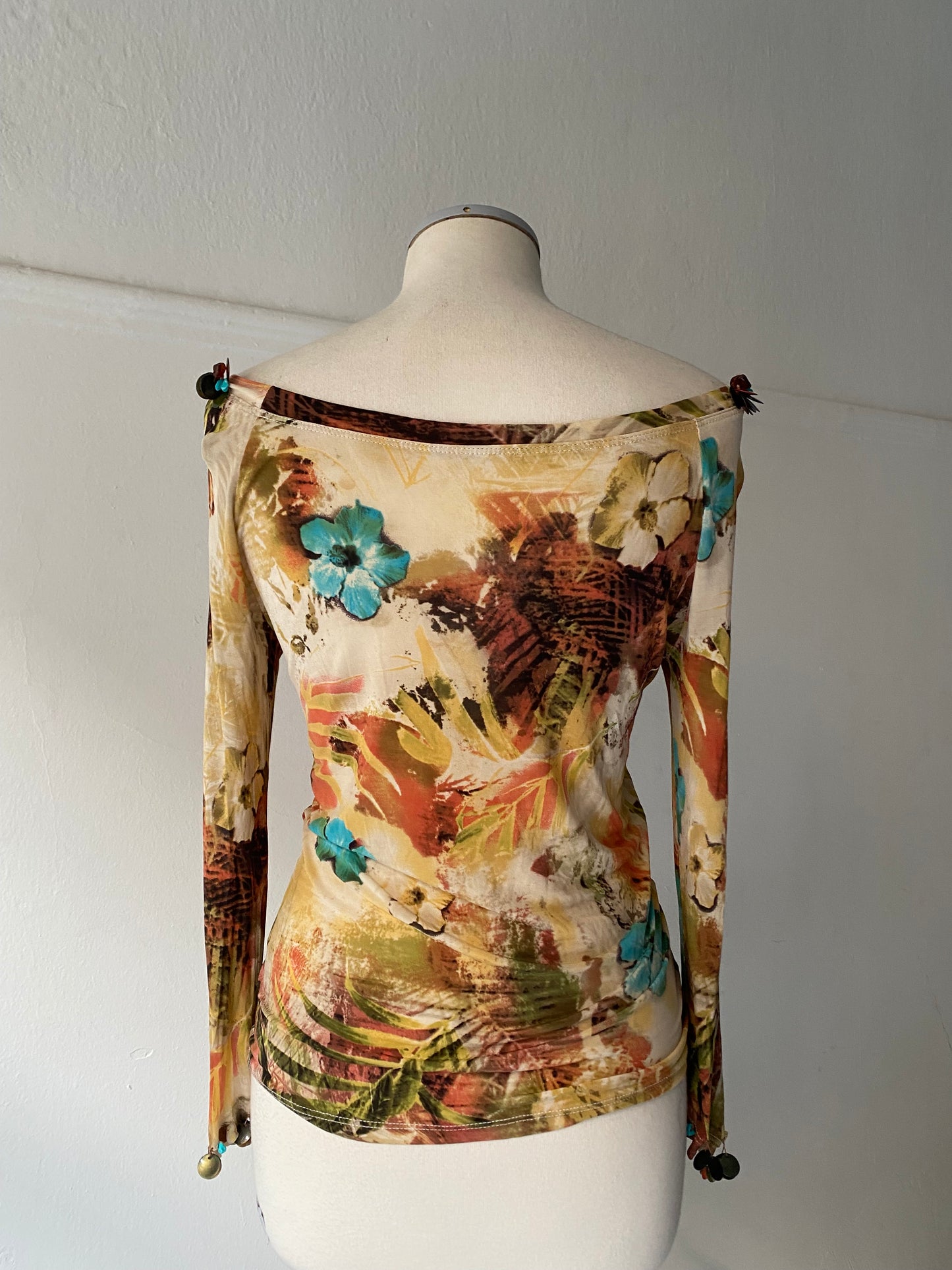 Vintage off shoulders top