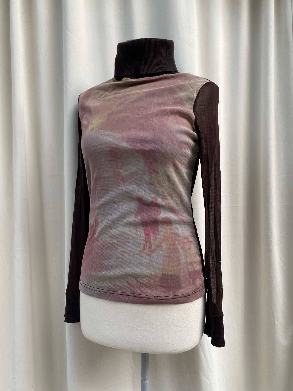 S. Oliver Vintage Lonf Sleeve with sheer sleeves