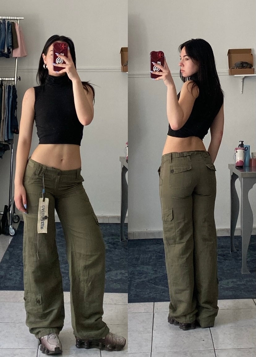 Attrattivo khaki cargo pants