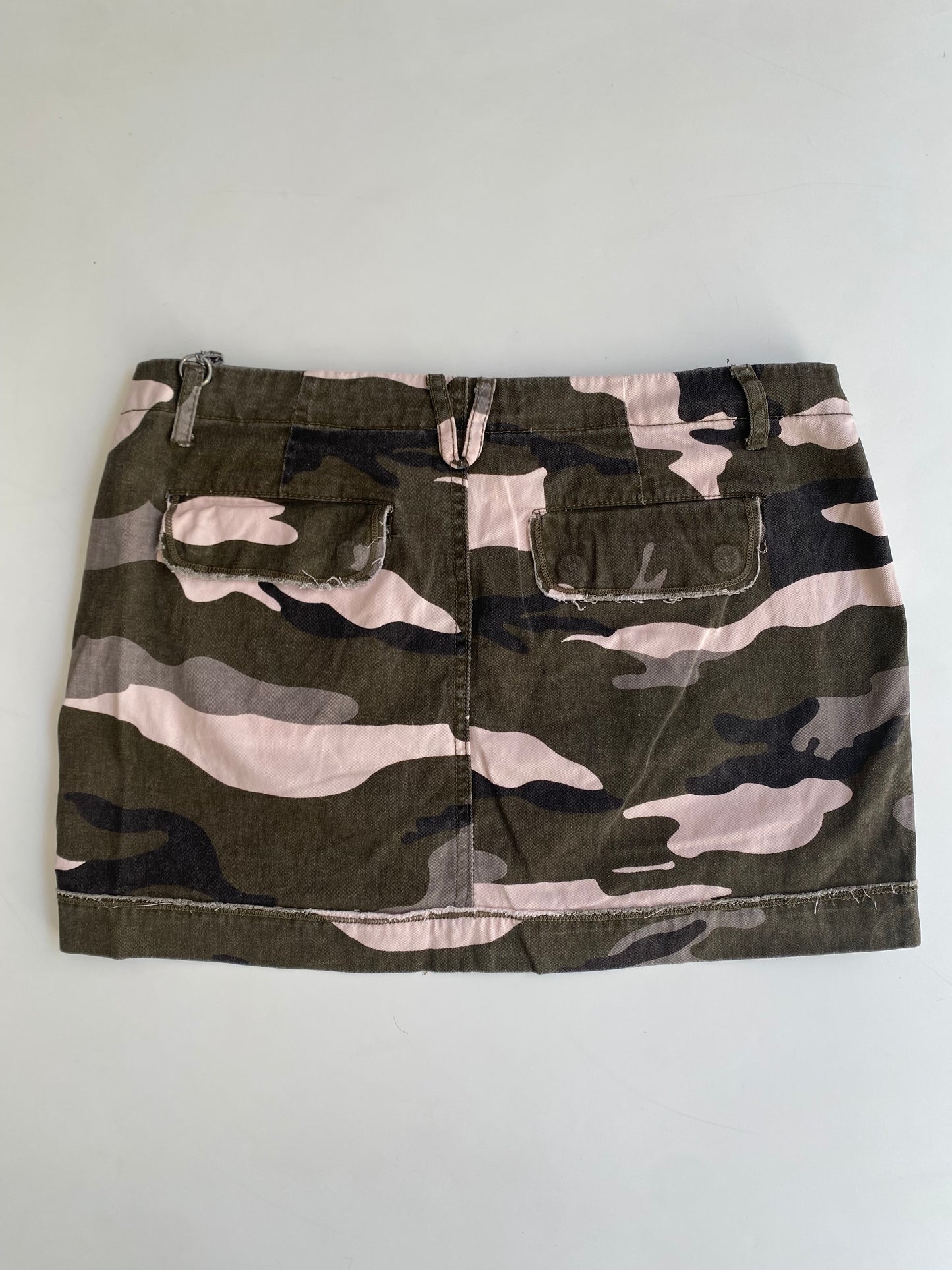 Y2k camouflage low rise mini skirt