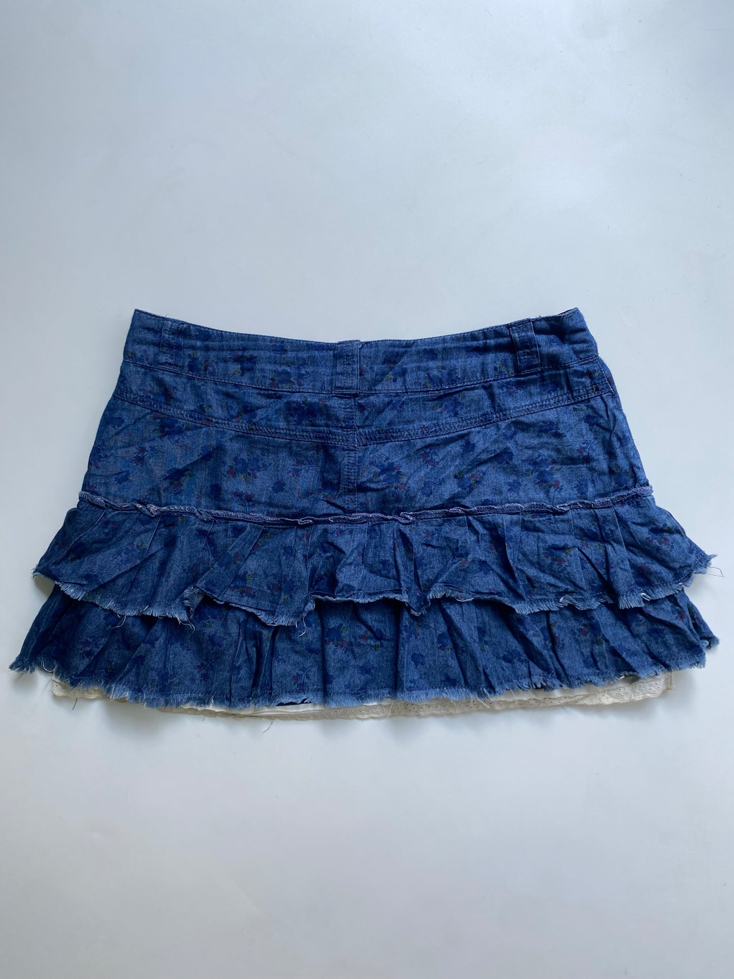 Vintage ruffle mini skirt