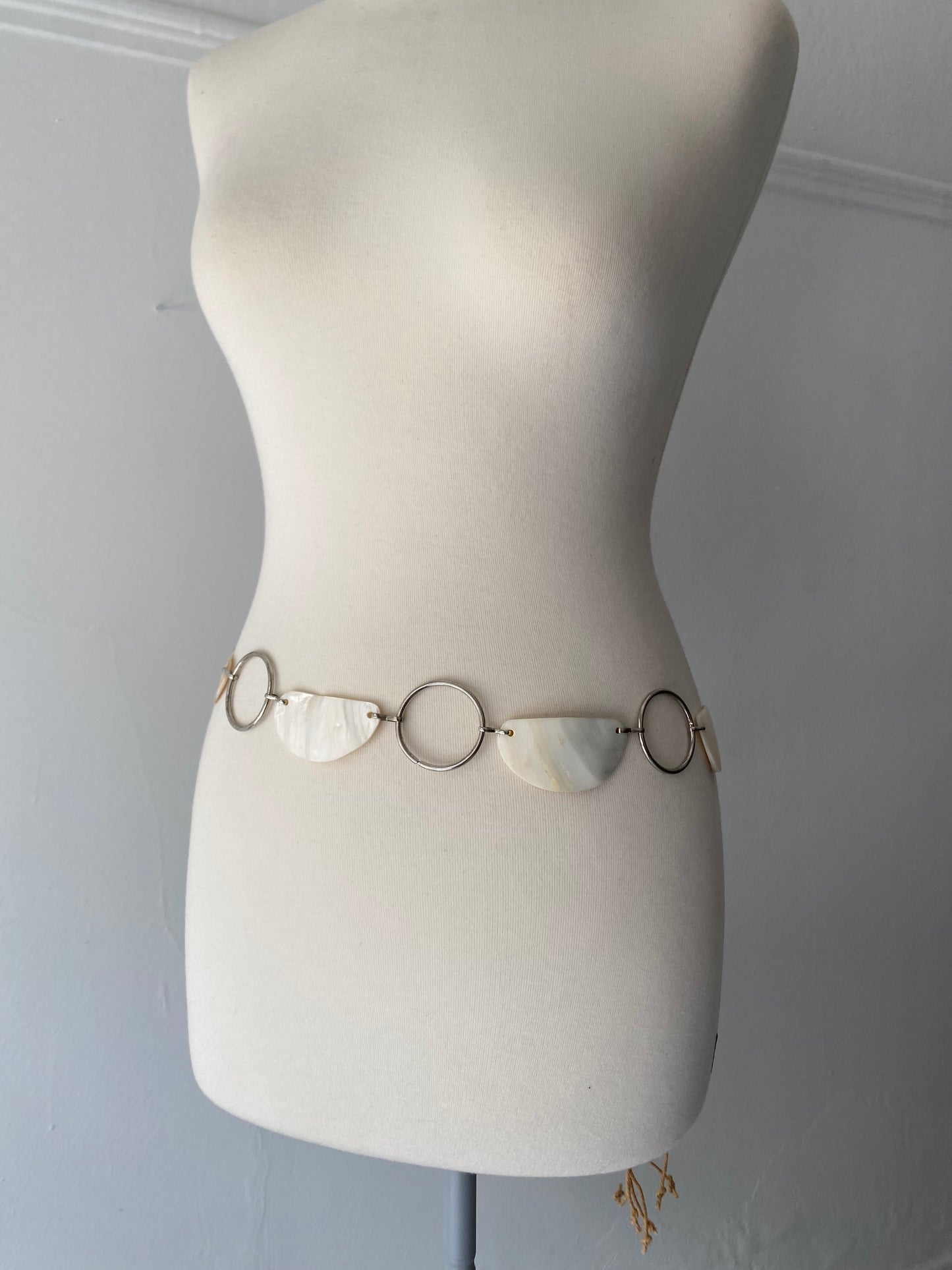 Vintage shell summer belt