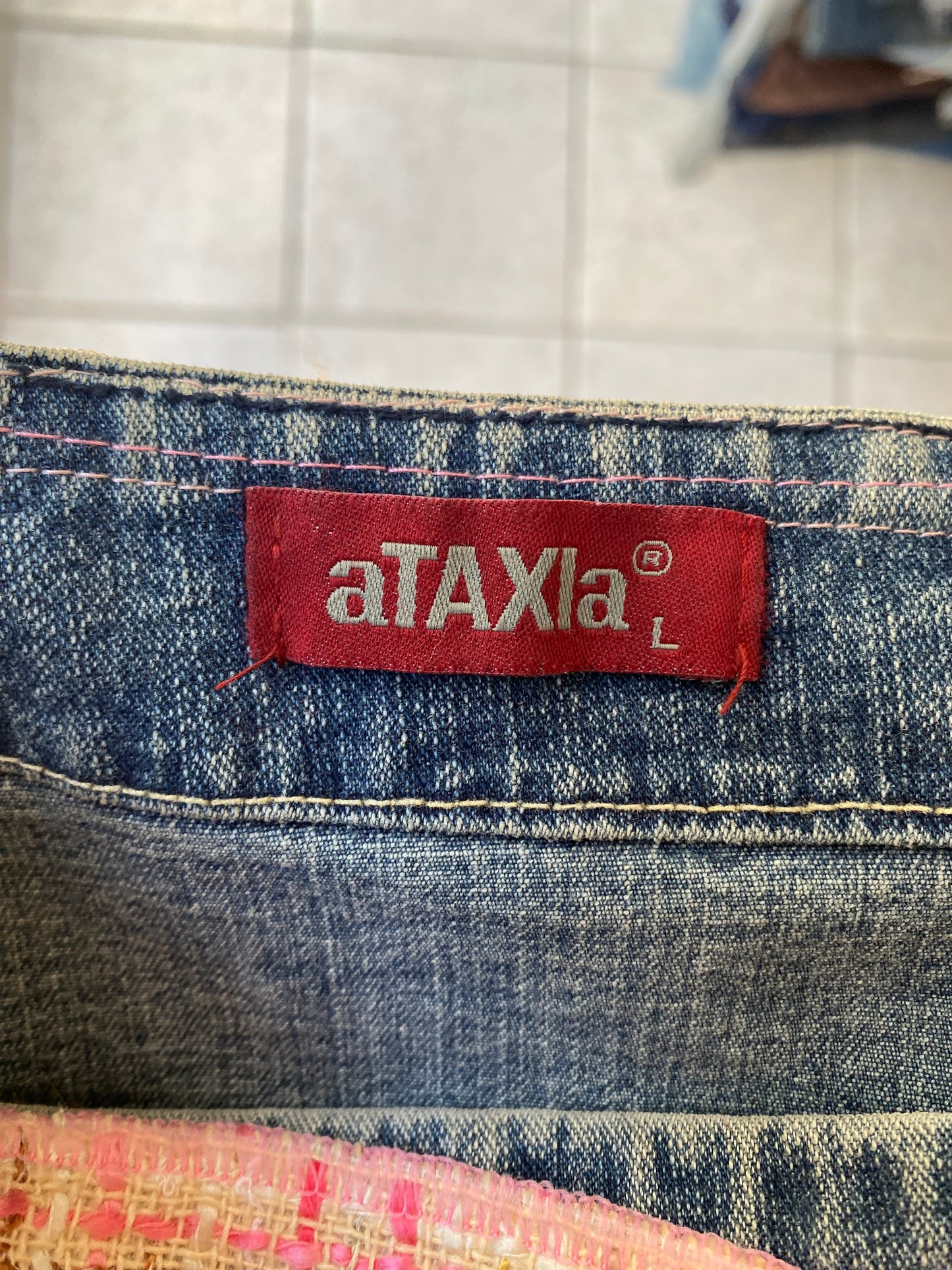 Y2K mini skirt