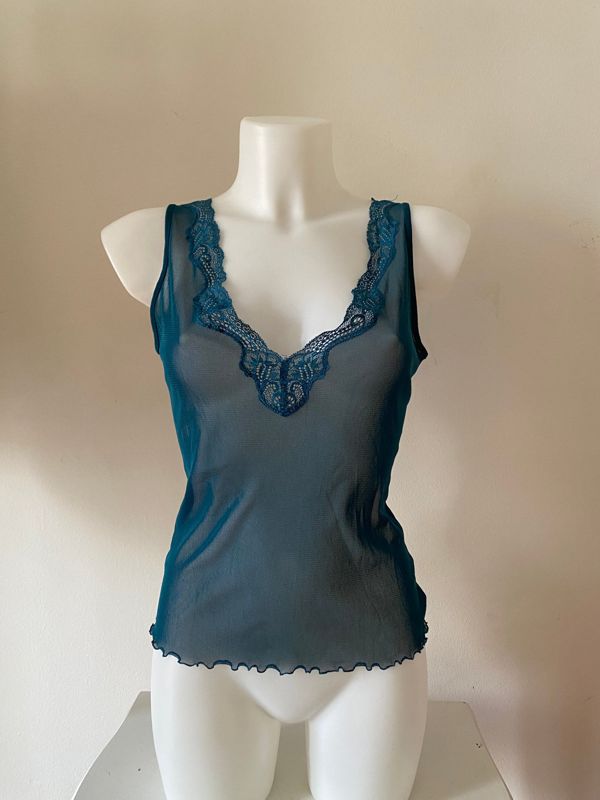 Intimissimi lace see through top