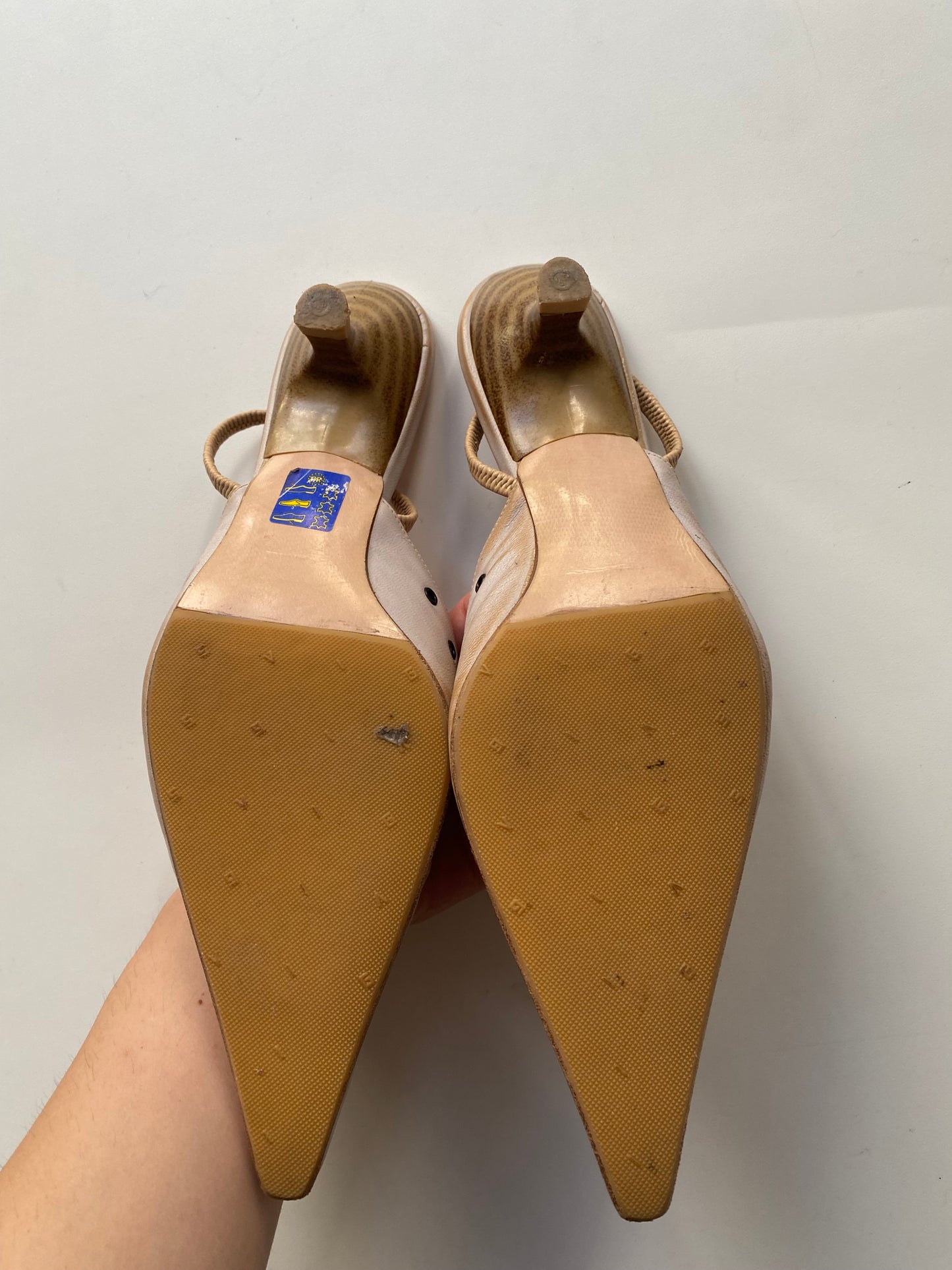 Vintage leather kitten heels
