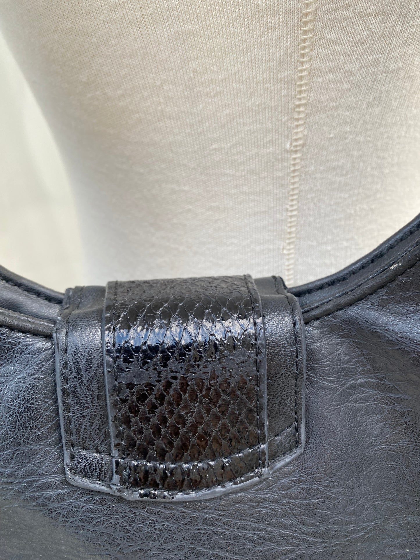 Rocco Barocco Shoulder Bag