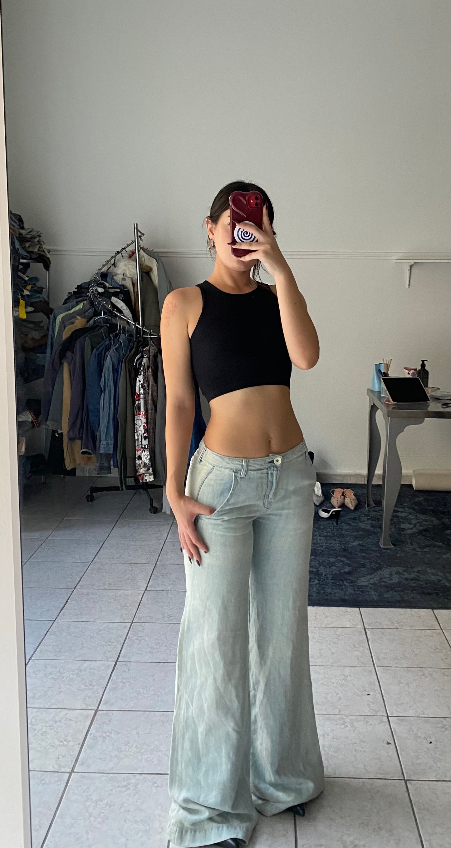 Vintage low rise jeans