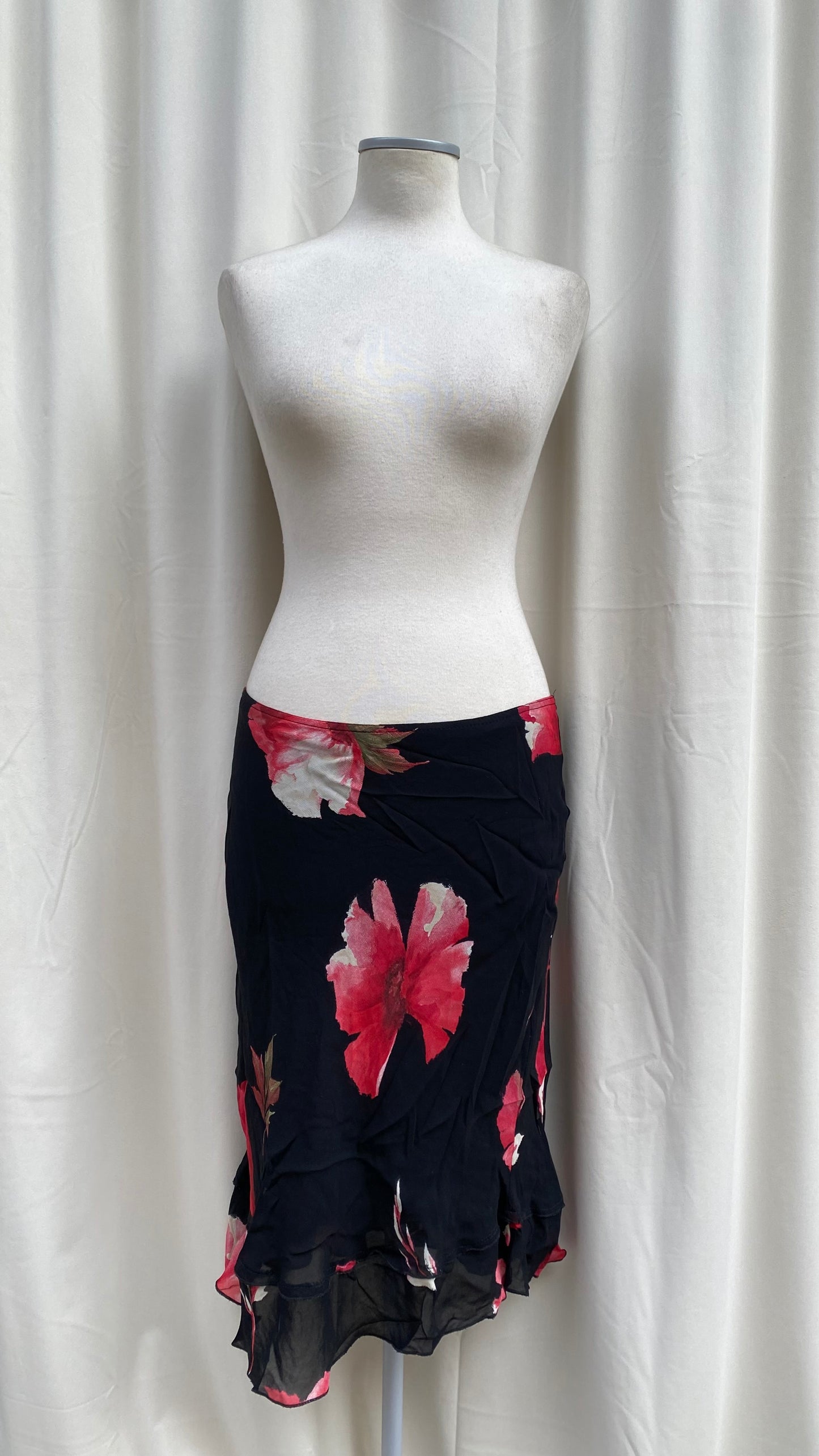 Vintage floral midi skirt