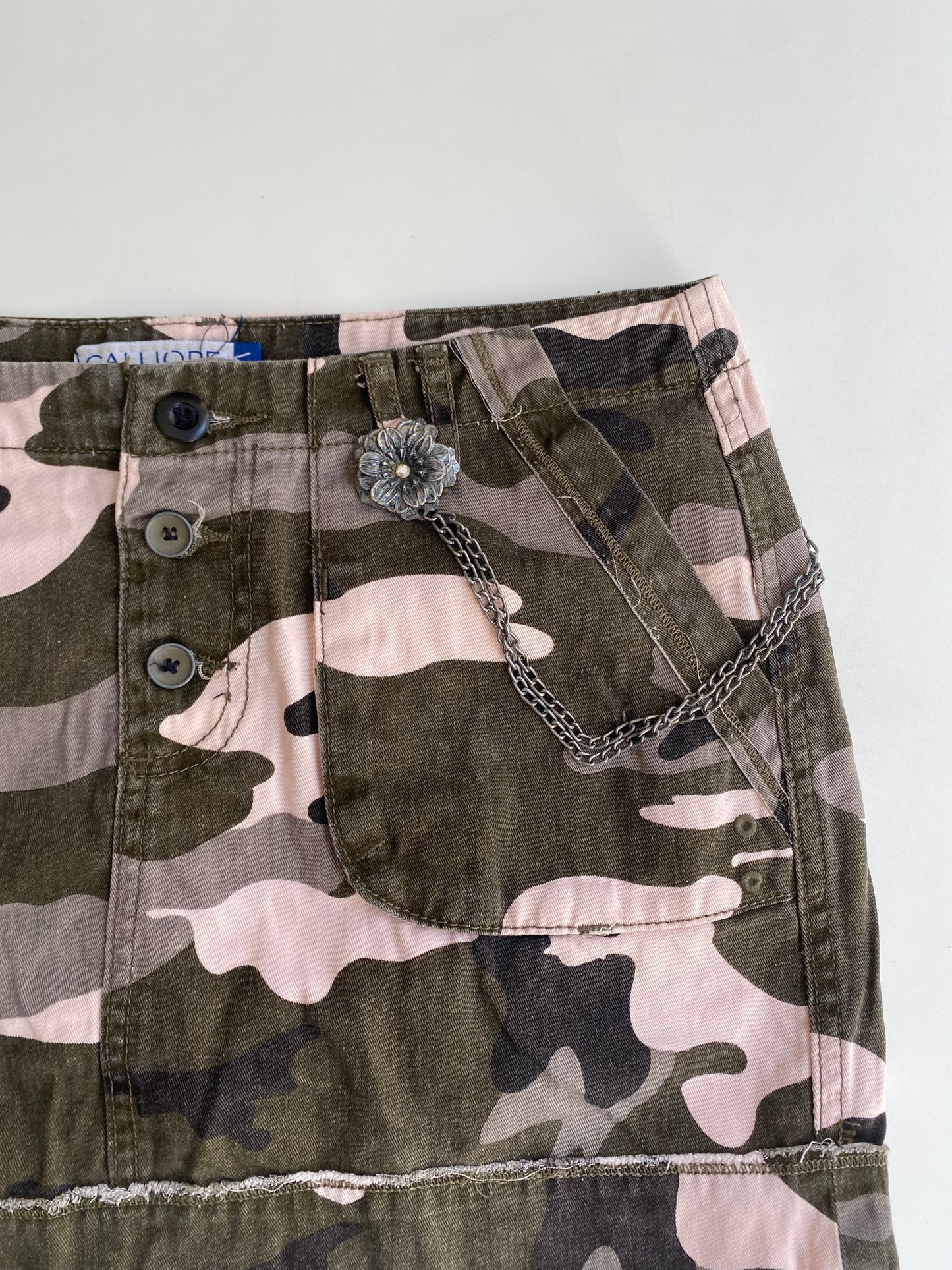 Y2k camouflage low rise mini skirt