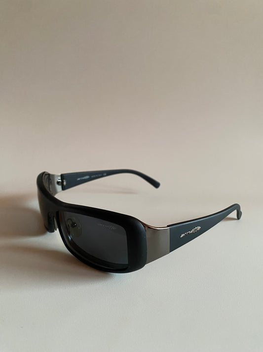 Vintage Arnette Sunglasses model AN 3037 502/87