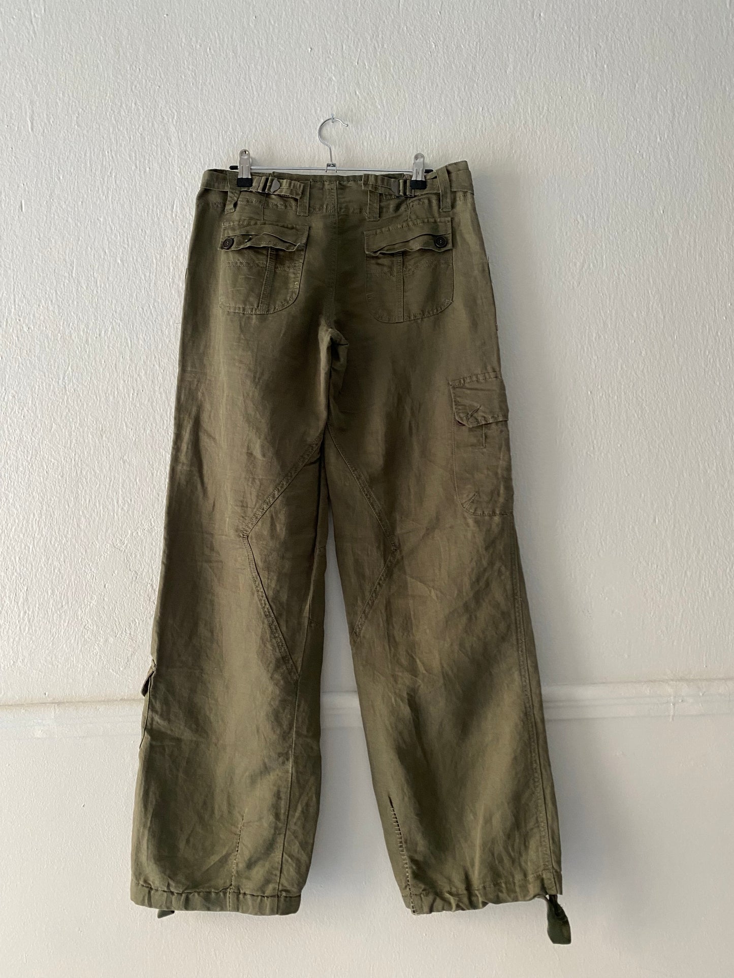 Attrattivo khaki cargo pants
