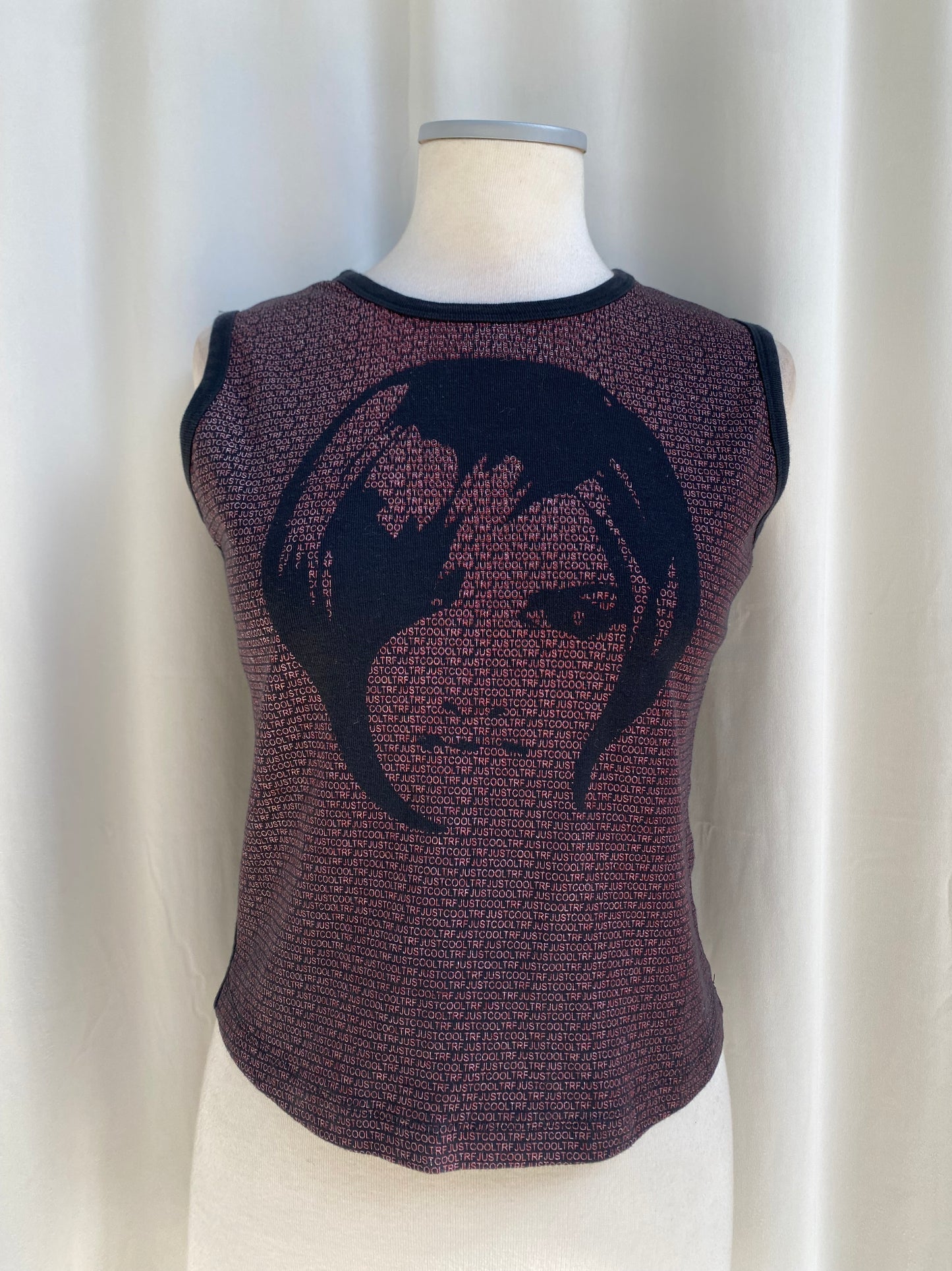 Vintage face print top