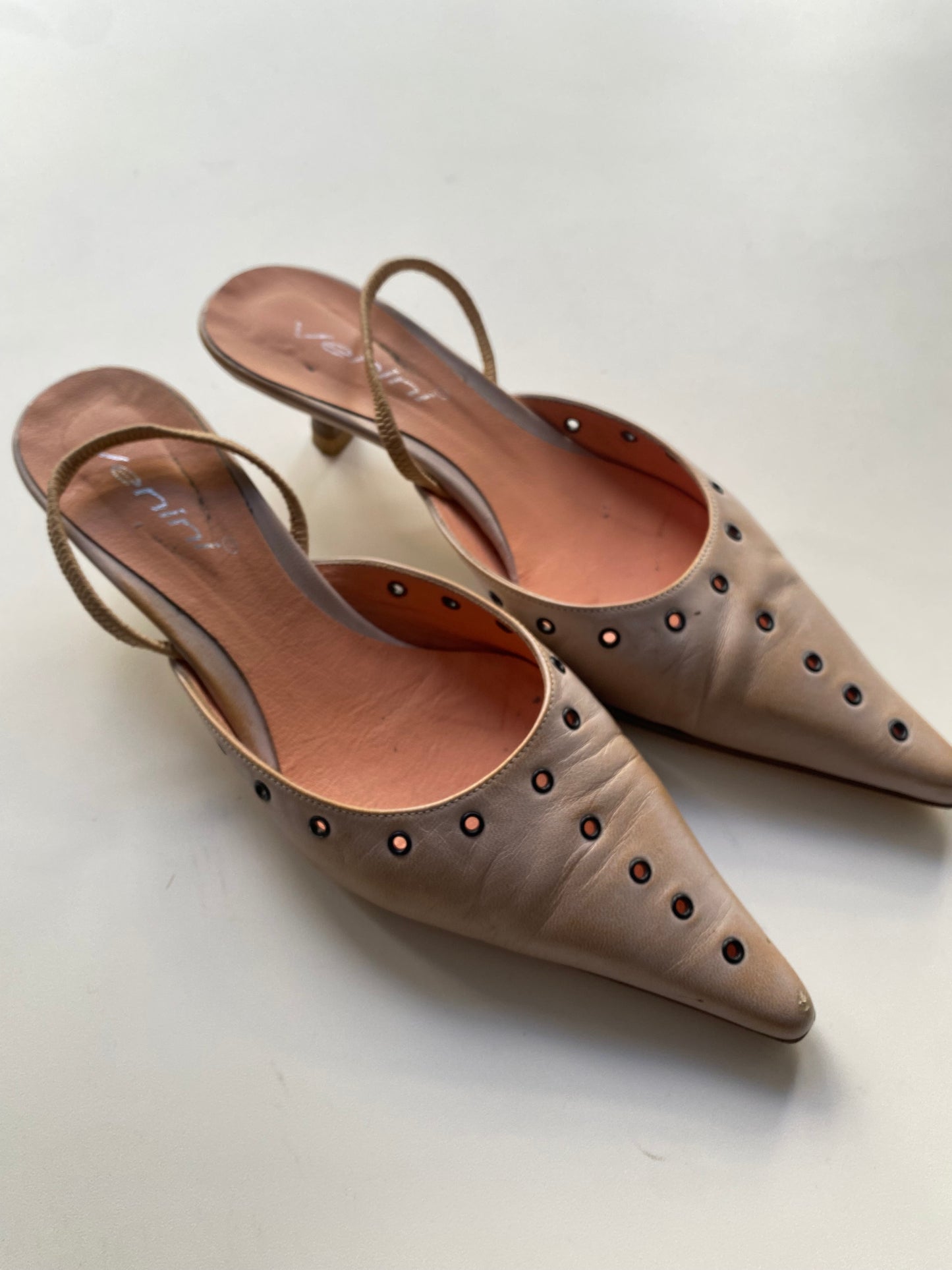 Vintage leather kitten heels