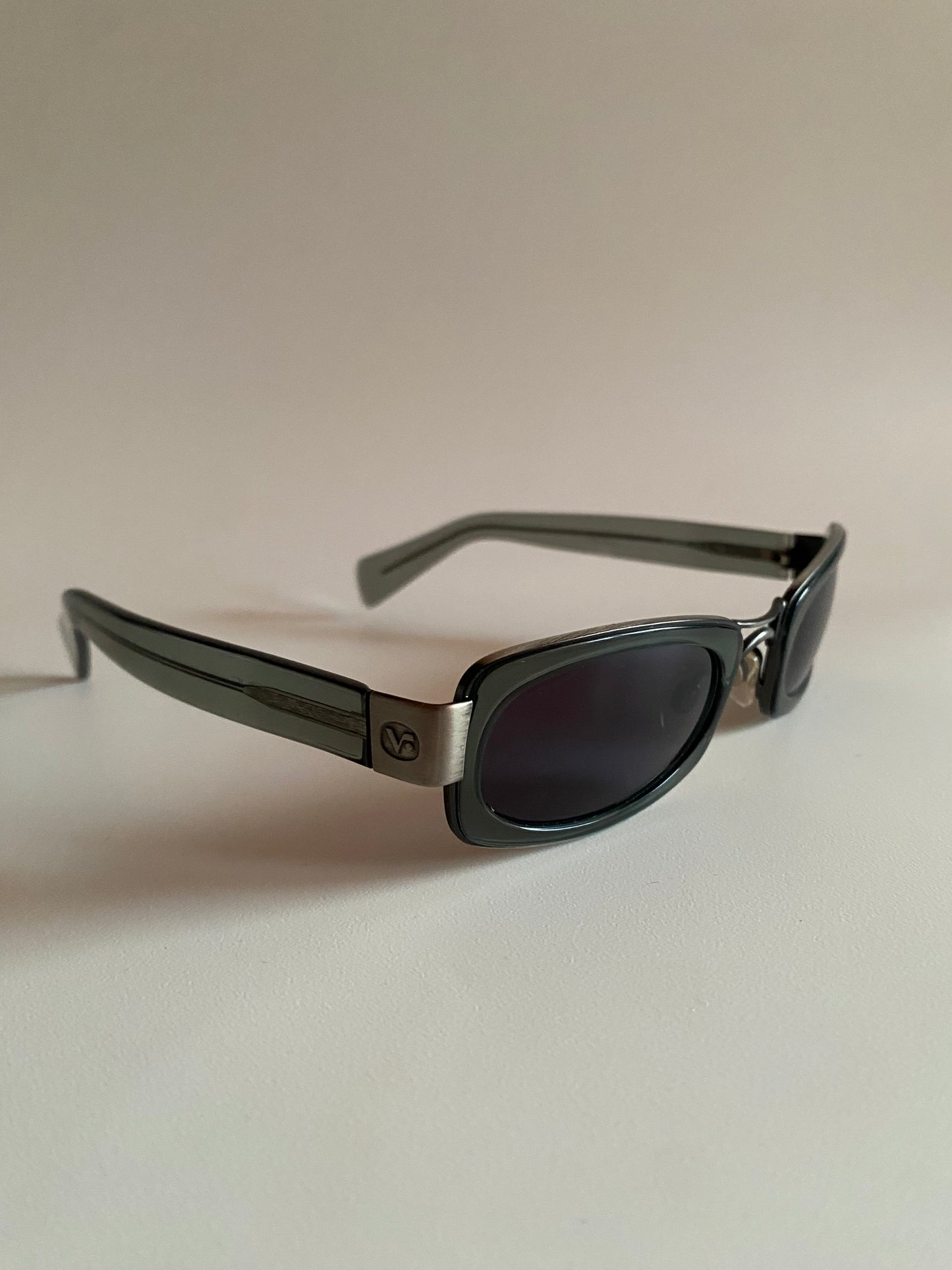 Vintage Vogue Sunglasses model VO 3252-S 522