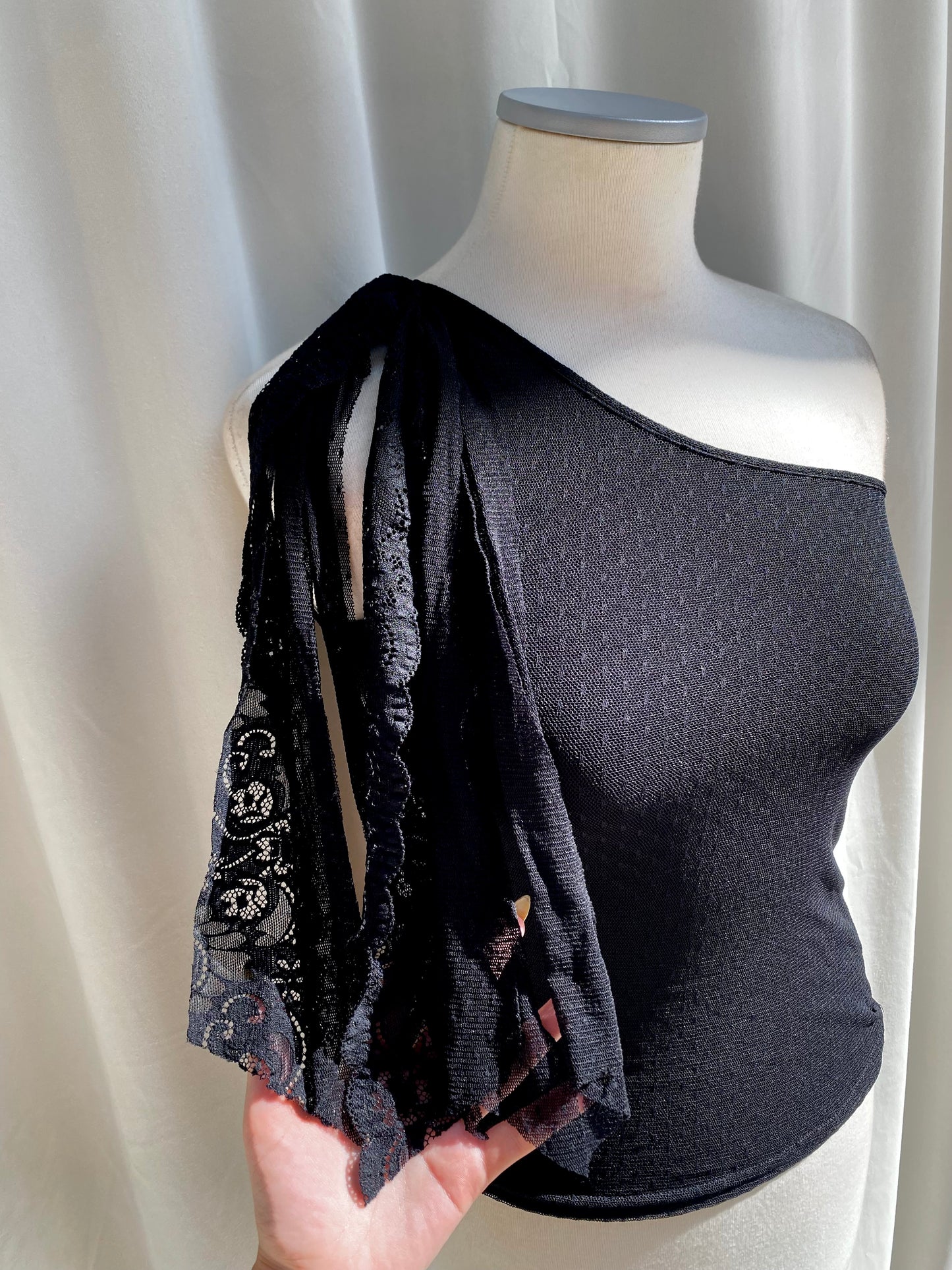 Y2K Morgan one shoulder top
