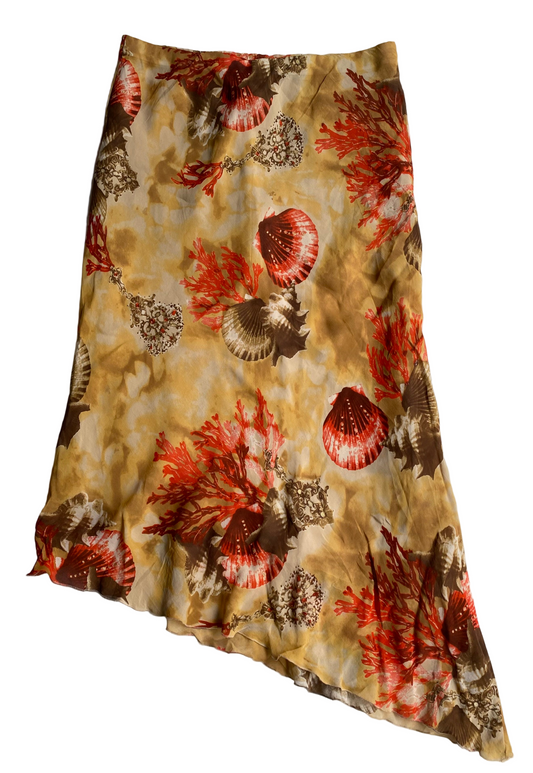 Asymmetrical shell skirt