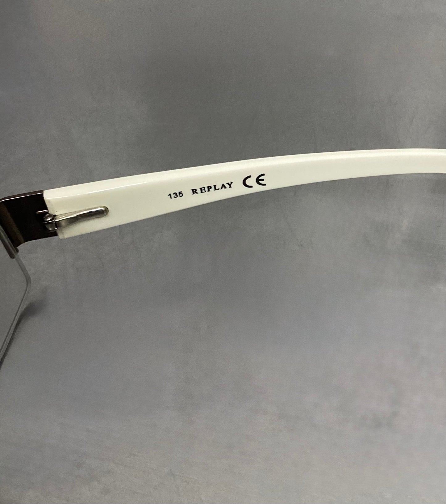 Replay bayonetta glasses