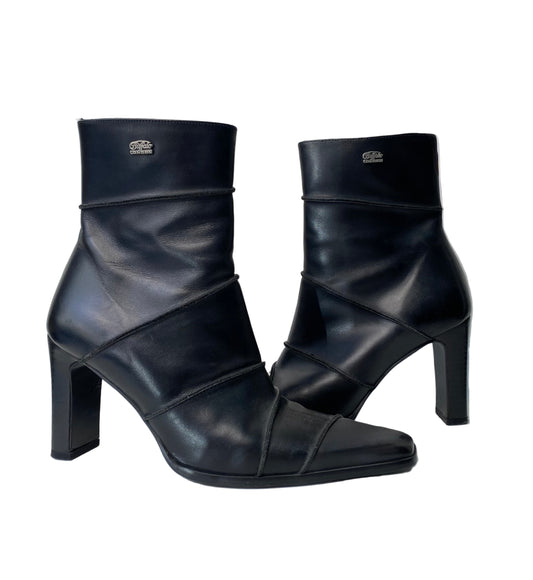 Buffalo London Vintage Leather Ankle Boots
